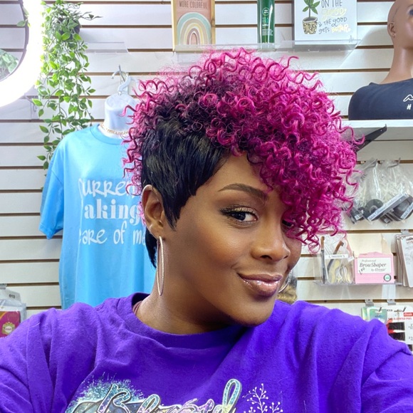 Custom (Wig) unit glue in unit (NOT stitched) circumference 22 in size(med) - Picture 2 of 5